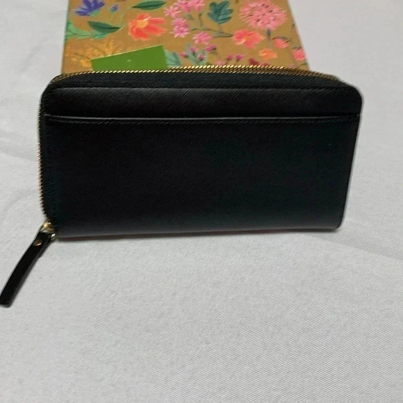 KATE SPADE ♠️ Women’s Wallet, NEW/W Tags. Gorgeous ❣️ - Picture 4 of 4